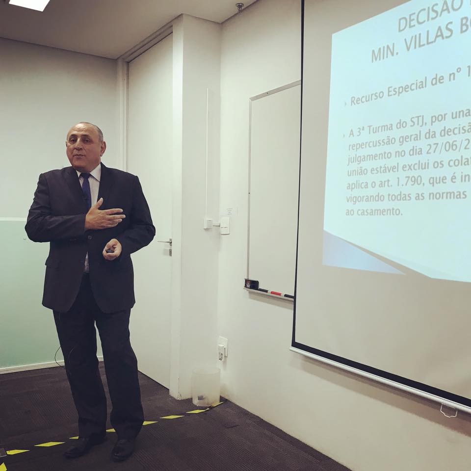 Braulio Pinto ministra aula no CEDIN em Belo Horizonte